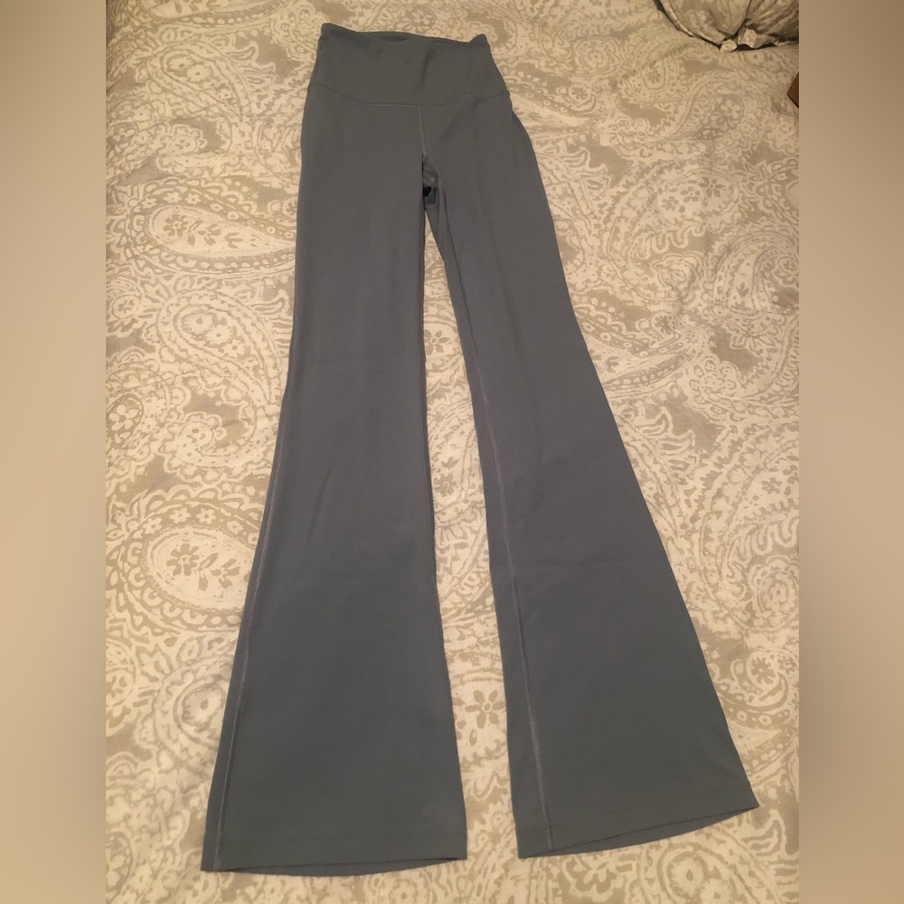 Women’s lululemon Groove Super-High-Rise Flared Pant Nulu Regular